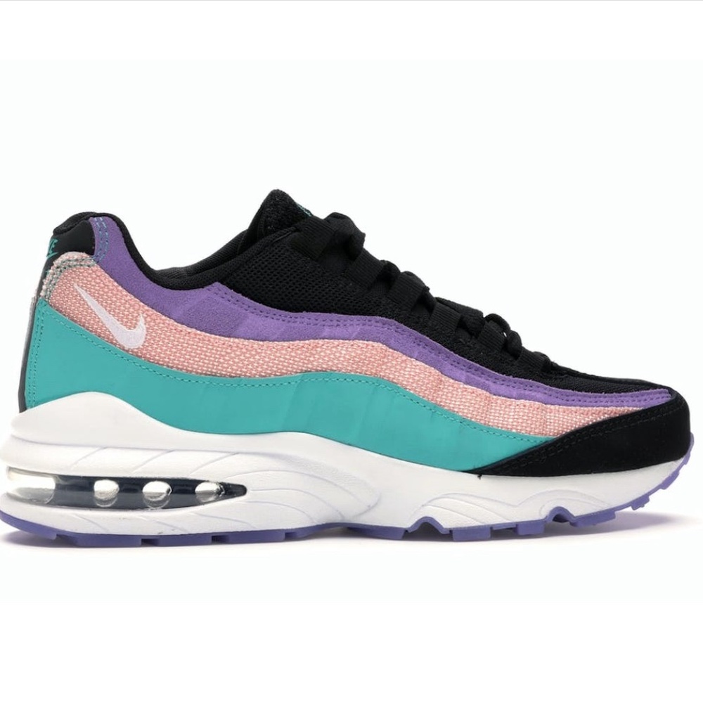 Nike Air Max 95 “Have a Nike Day”😀